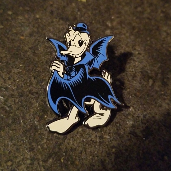 Disney Other - Disney Parks Fab 5 Halloween Donald Duck Pin